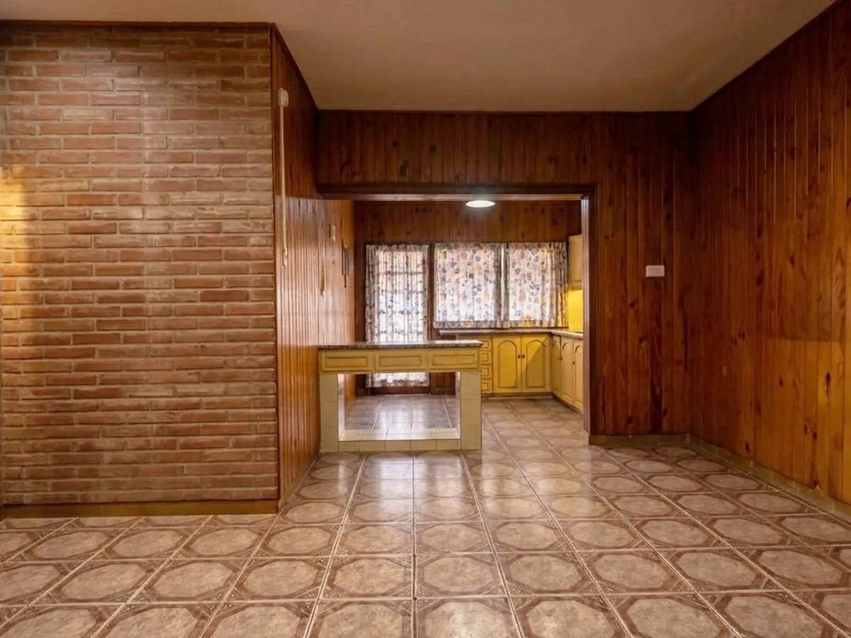 Casa con departamento independiente y piscina en Barrio Norte, Jesús María