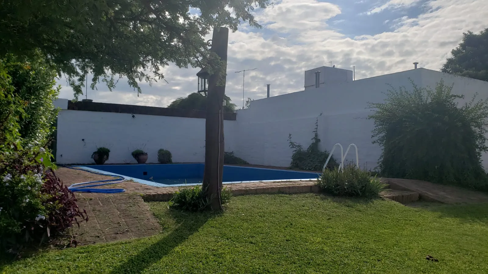 Oportunidad única: Casa con 775m² de terreno, quincho y pileta en Jesús María