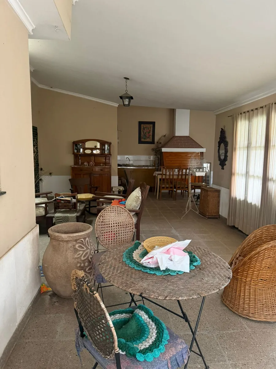 Ruta 9 Sinsacate: Casa con Locales y 938 m2 Terreno