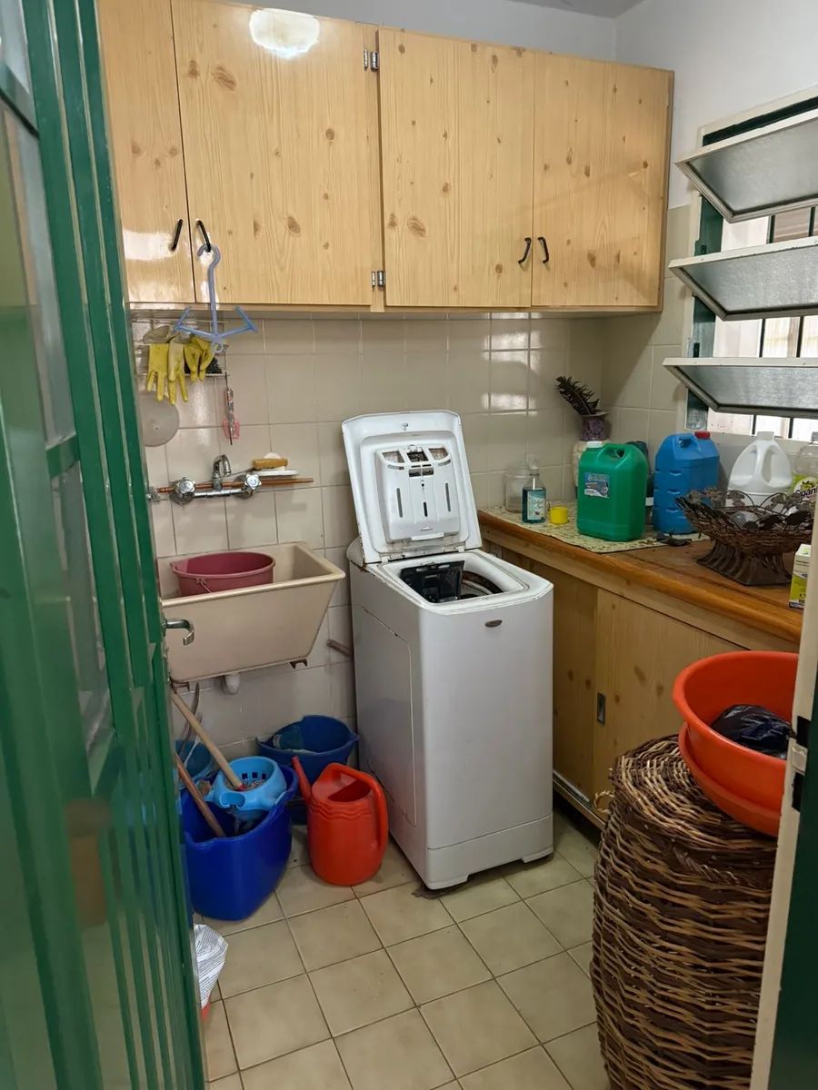 Ruta 9 Sinsacate: Casa con Locales y 938 m2 Terreno