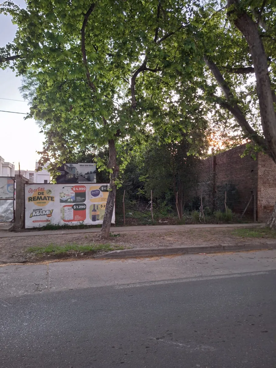 Terreno amplio y con doble acceso en Colonia Caroya